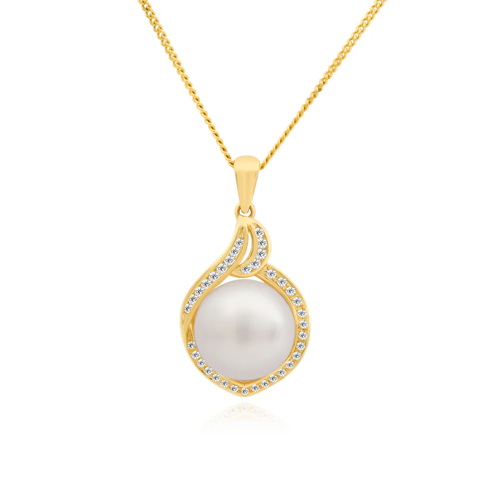South Seas Pearl & Diamond Necklace