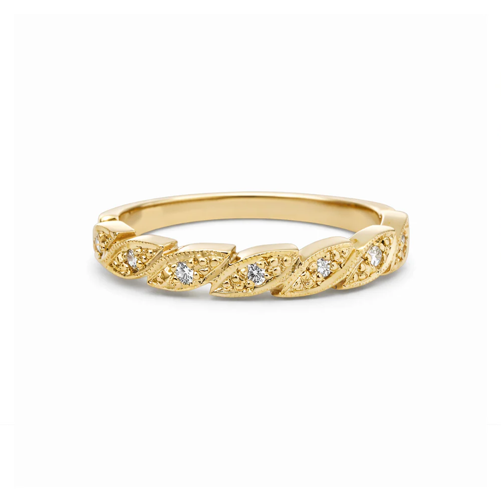 Marquise Shaped Diamond Ring 0.10ct TDW - Yellow Gold