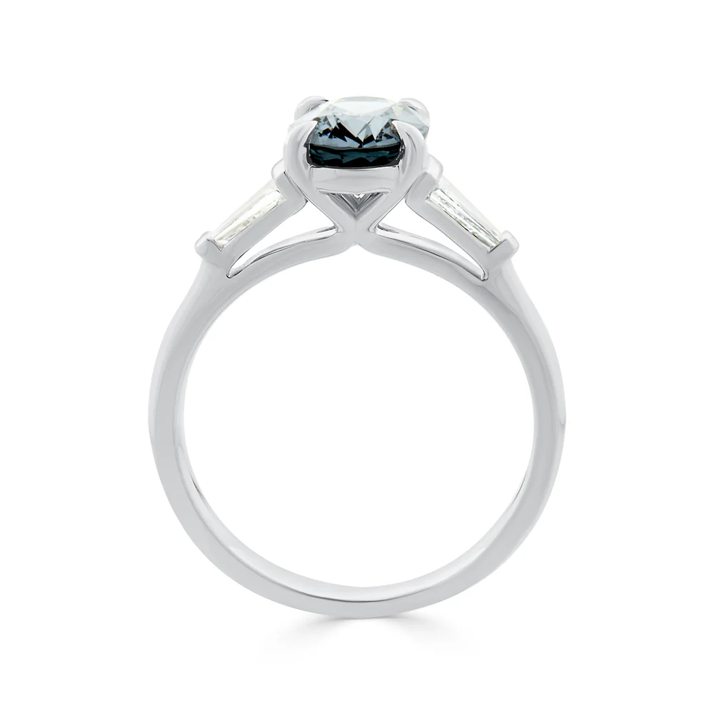 Grey Spinel & Diamond Ring - Image 2