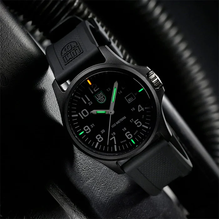 Luminox G Collection 'Patagonia' Watch - X2.2401 - Image 4