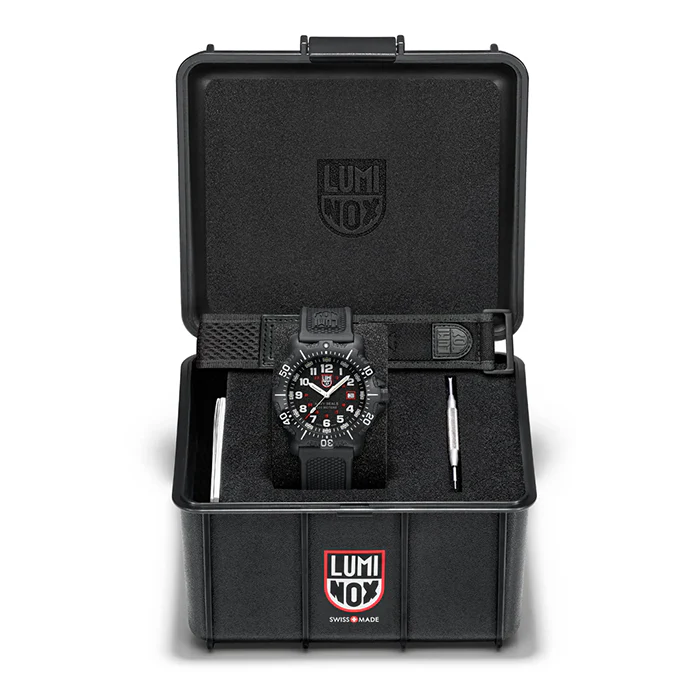 Luminox Navy Seal 4230 Watch - XS.4231.SET - Image 5