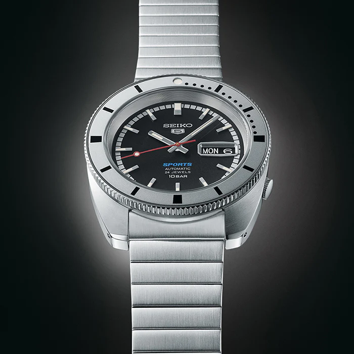 Seiko 5 Sports ' Kamen Rider' Limited Edition Watch - SRPL05K - Image 4